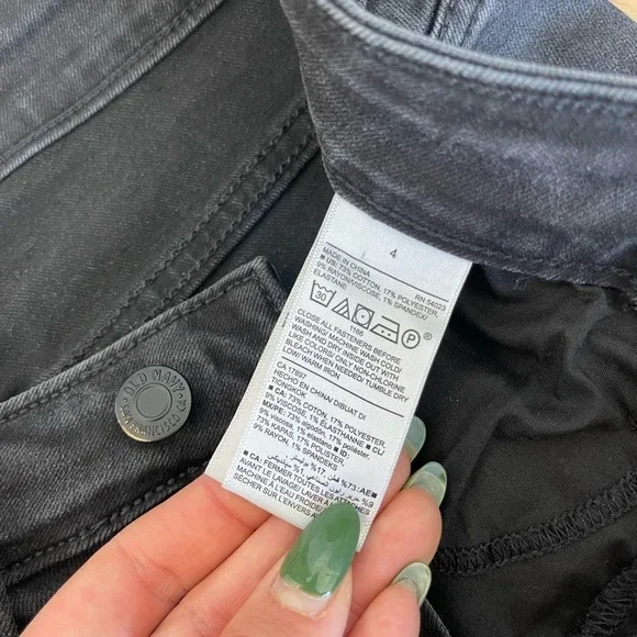 Old Navy Rockstar Skinny Jeans Ripped Knee Black Wash - Picture 5 of 9